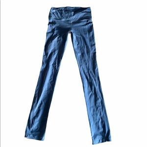 Lululemon sz 8 yoga pants